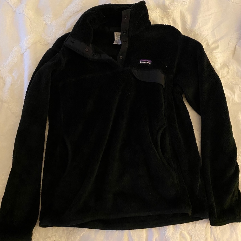 Black Patagonia fleece